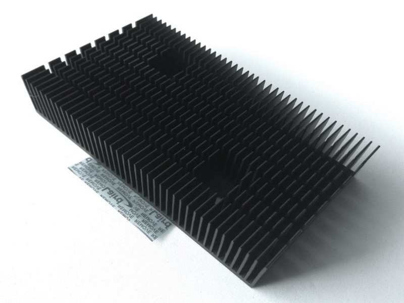 Switch散熱片-R3002A01 產品圖片